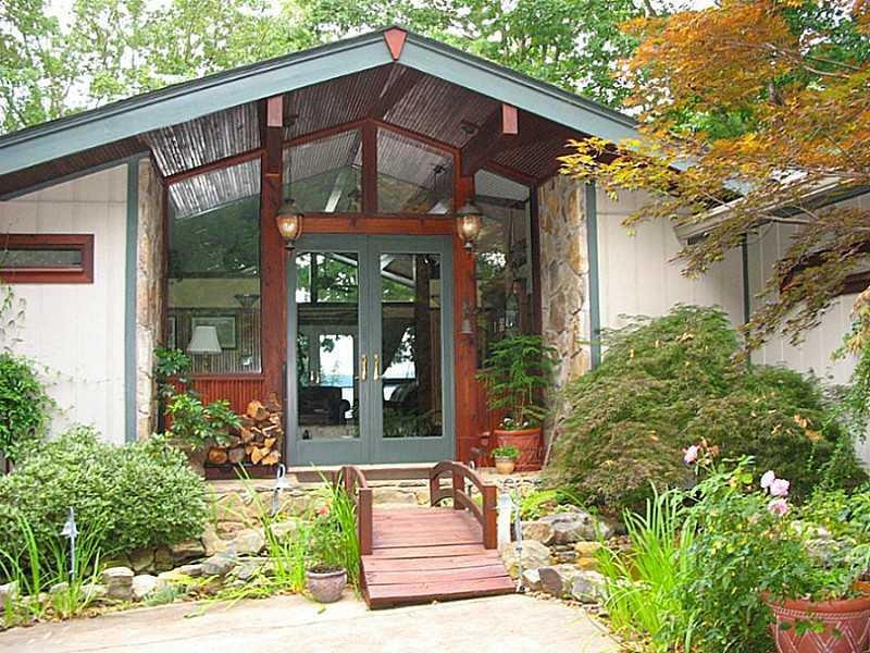 Exterior Front. Very Charming entryway with bridge