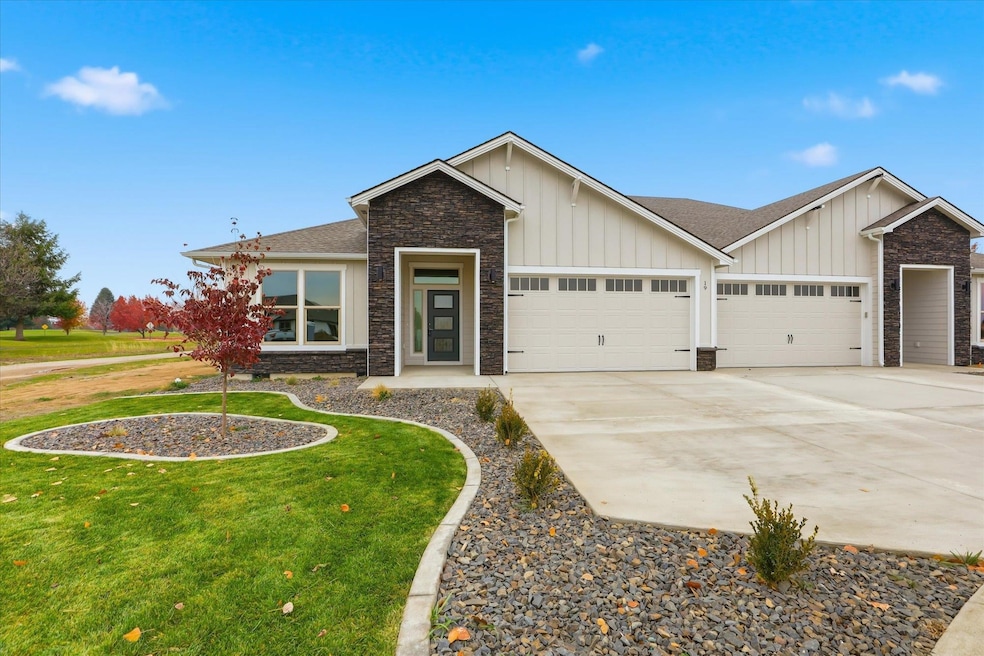 1109 - Unit 19 N Country Club Dr unit 19, Deer Park, WA 99006 - photo 1