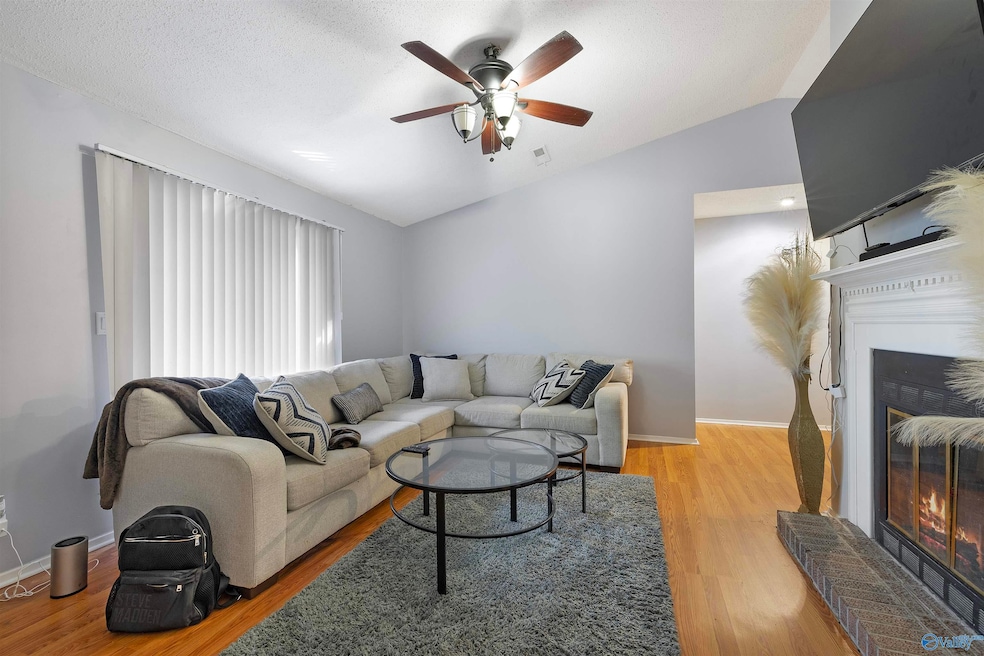 6603 Willow Pointe NW unit C, Huntsville, AL 35806 - photo 1