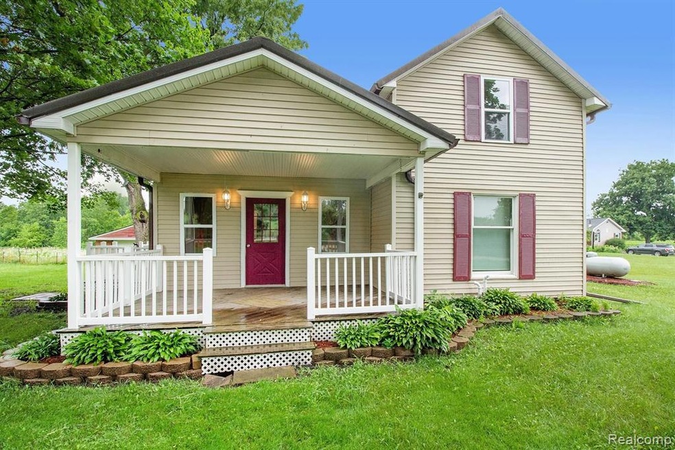 Welcome Home! 8595 N Gregory Rd. Fowlerville