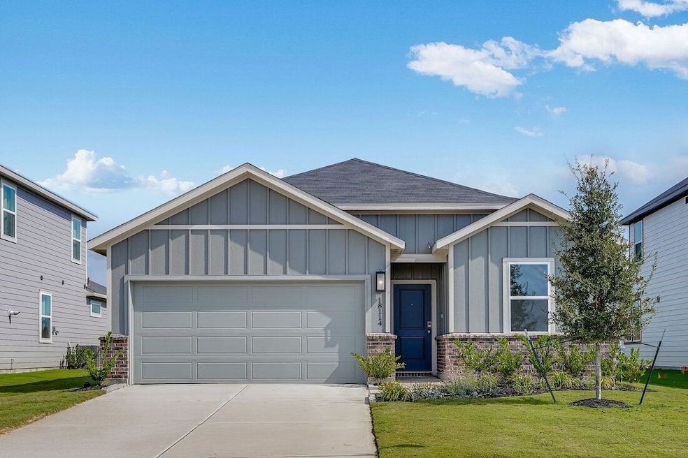 18114 Lone Hill Dr, Hockley, TX 77447 - photo 1