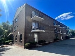 236 Broadway unit 4, Malden, MA 02148 - photo 1