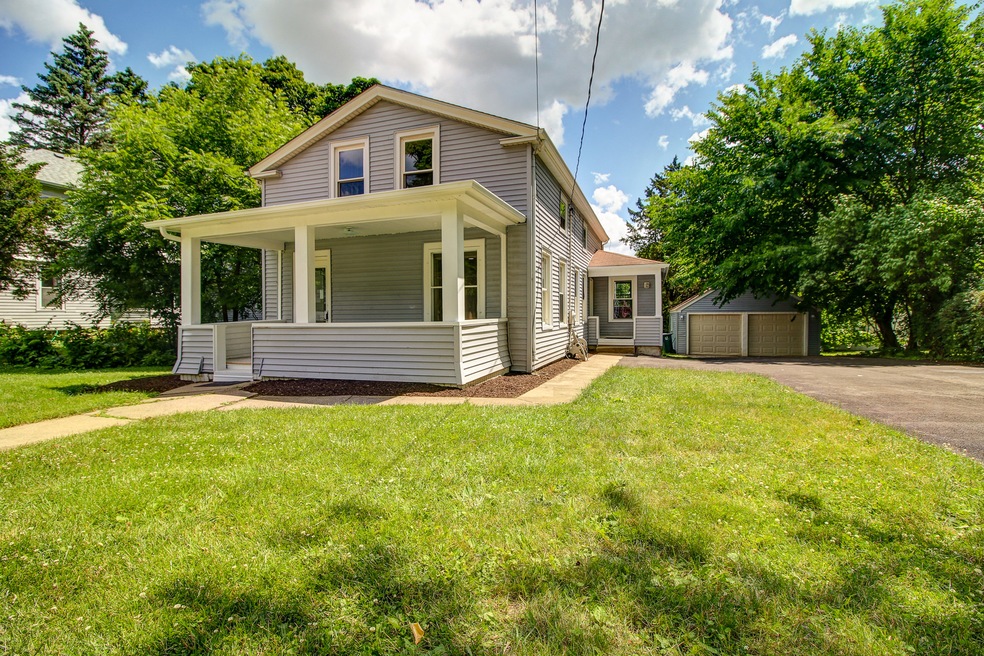 204 N Batavia Ave, Batavia, IL 60510 - photo 1