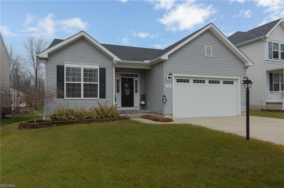 Welcome to 3725 East Blvd in Aurora, OH