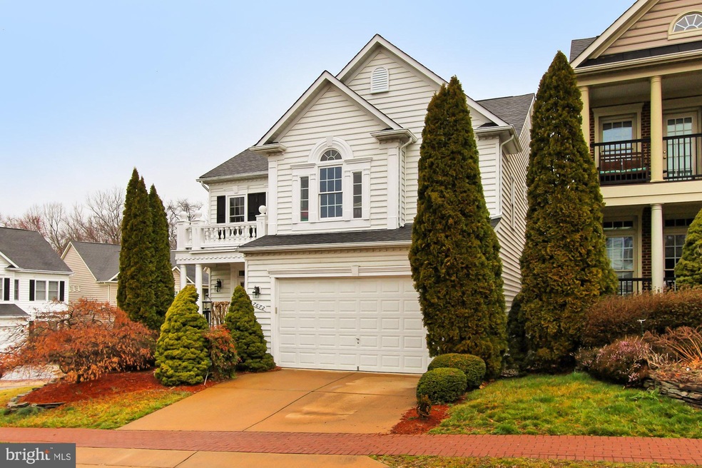 7672 Henry Knox Dr, Lorton, VA 22079 - photo 1