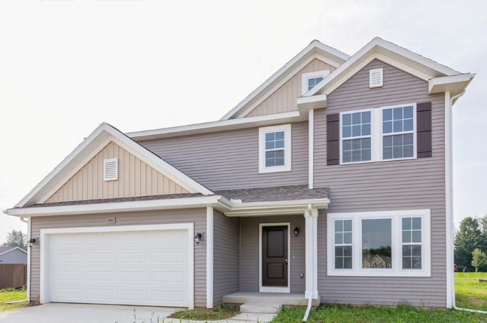 2683 Avalon Woods Dr, Portage, MI 49024 - photo 1