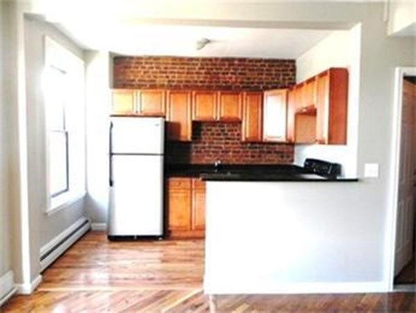 322 Warren St unit 2, Roxbury, MA 02119 - photo 1