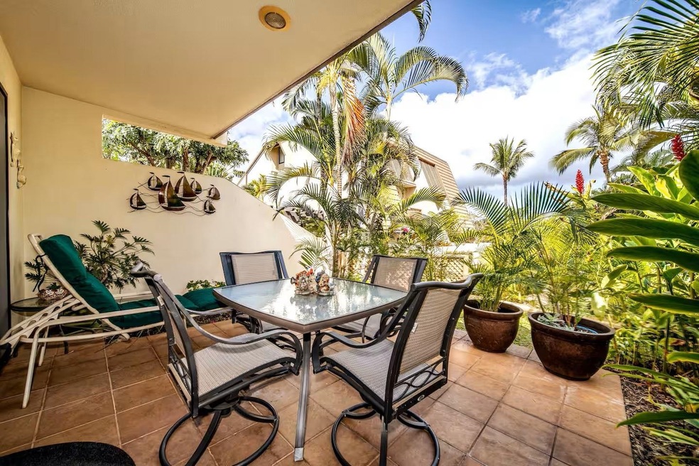 Lanai off living room