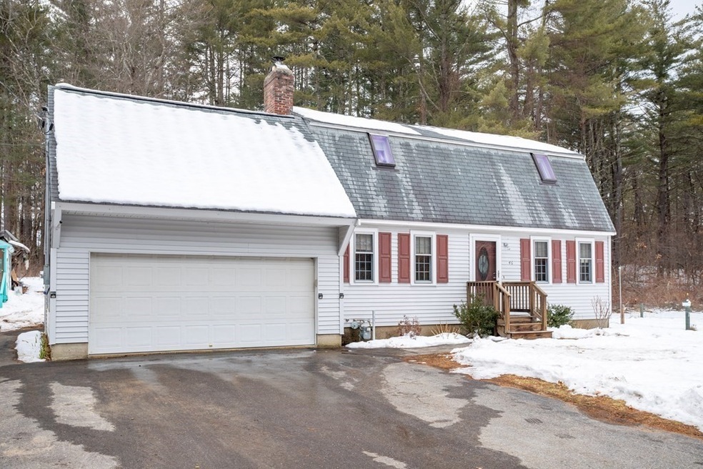 46 Spaulding St, Townsend, MA 01469 - photo 1