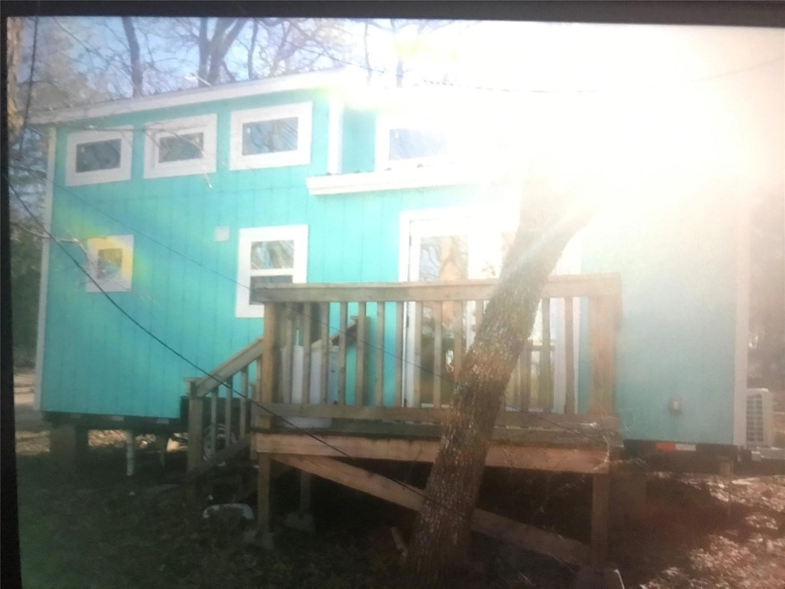 200 Oakhill Dr unit B, Keene, TX 76059 - photo 1