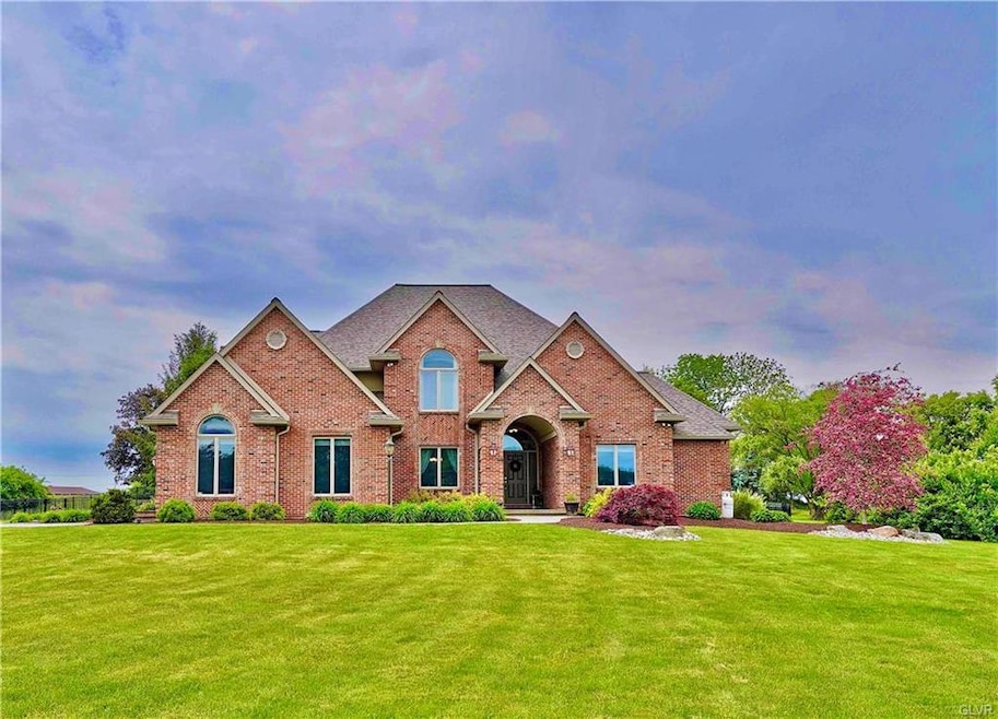 740 Newlins Rd E, Easton, PA 18040 - photo 1