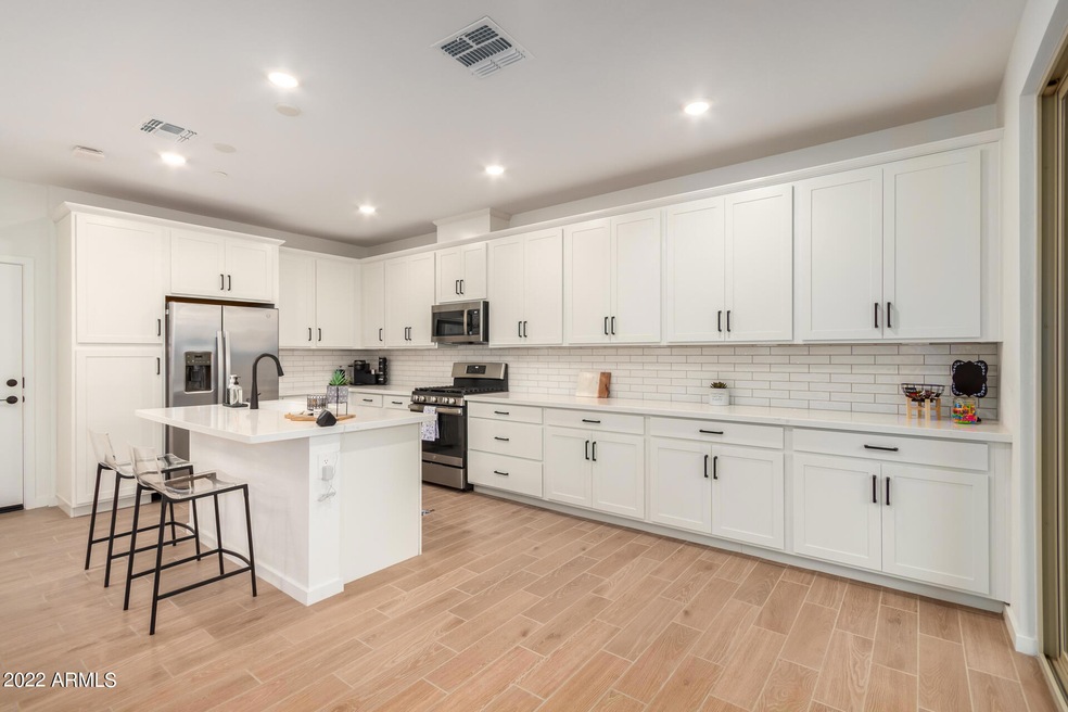 14 Beauchamp #101