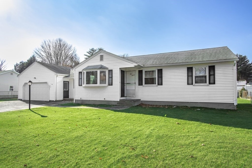 113 Simonds St, Ludlow, MA 01056 - photo 1