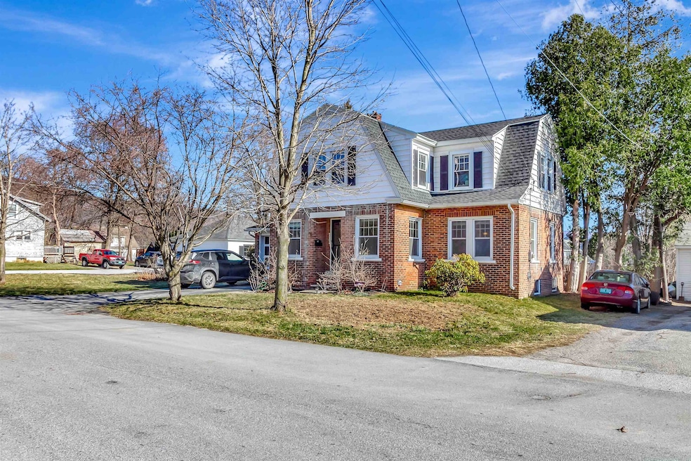 114 Harrington Ave, Rutland, VT 05701 - photo 1