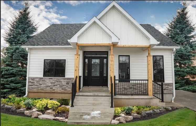 For Sale $222,000