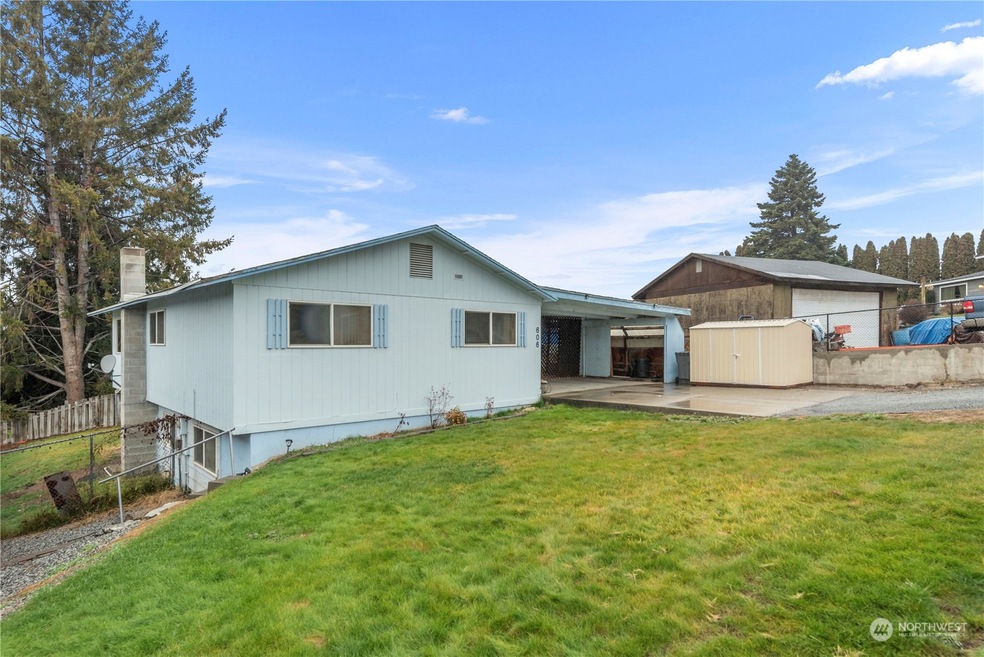 606 Lacy Place, East Wenatchee, WA 98802 - photo 1