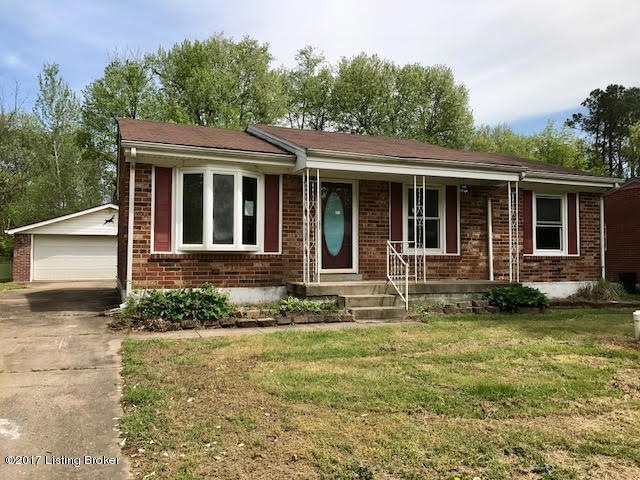 9305 Lantana Dr, Louisville, KY 40229 - photo 1