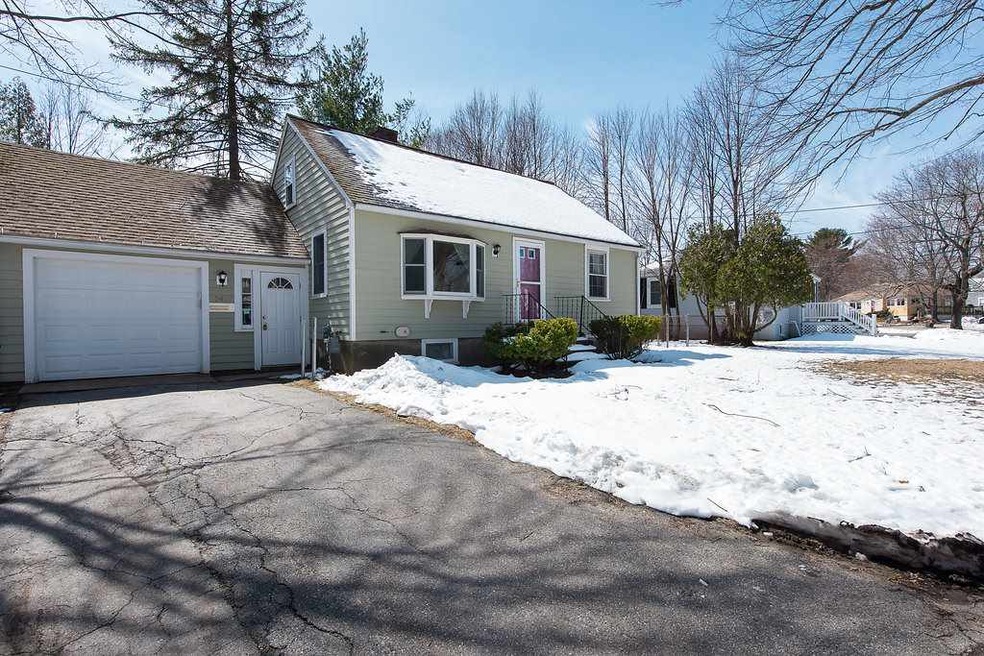 346 Colonial Dr, Portsmouth, NH 03801 - photo 1