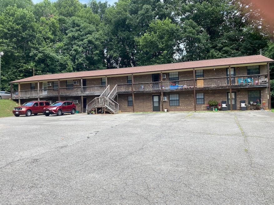 216 Hilltop Dr unit 5, Collinsville, VA 24078 - photo 1