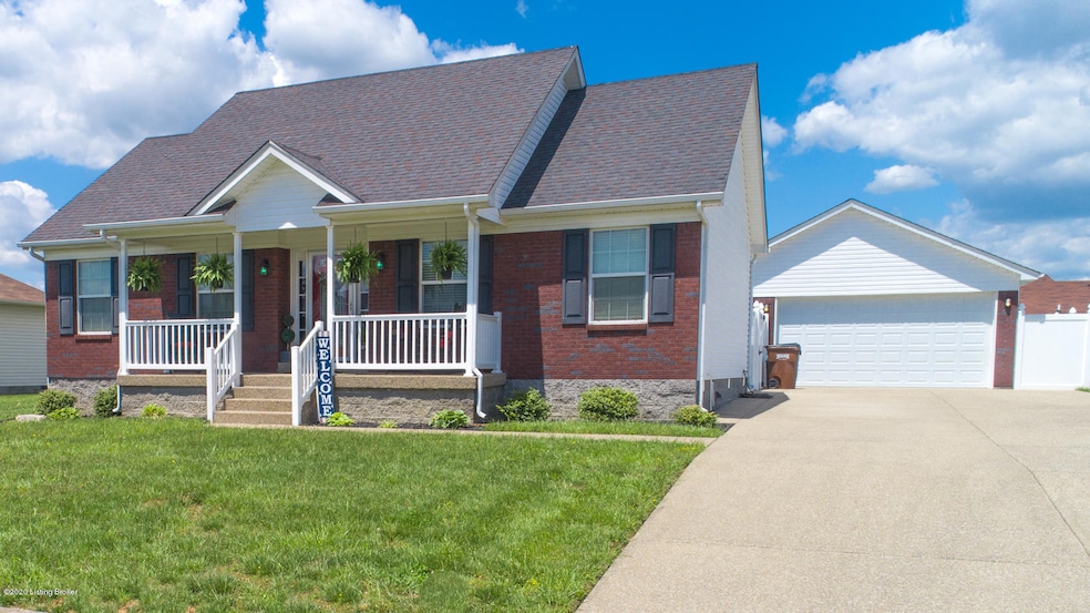 252 Crossfield Dr, Mount Washington, KY 40047 - photo 1