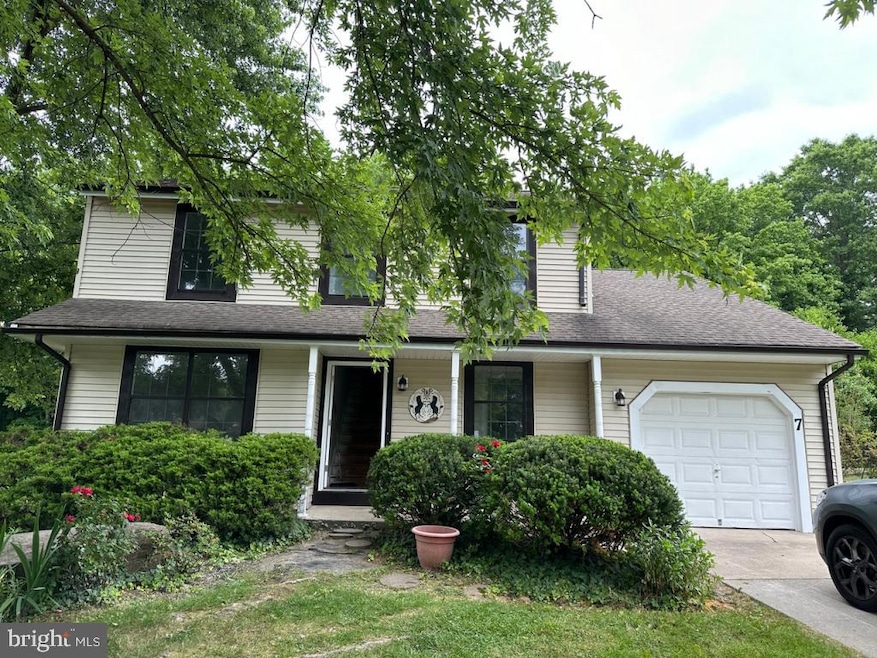 7 Nikhil Ct, Claymont, DE 19703 - photo 1