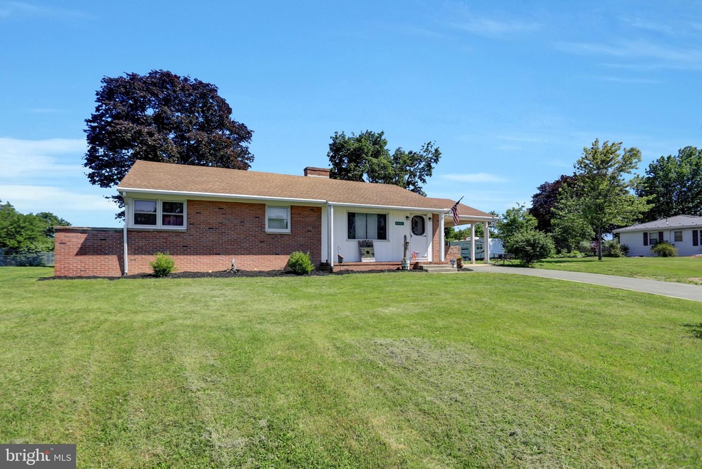 5051 Lincoln Way W, Saint Thomas, PA 17252 - photo 1