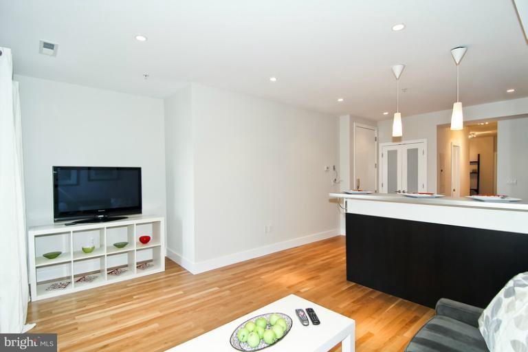 1432 Monroe St NW unit 3, Washington, DC 20010 - photo 1