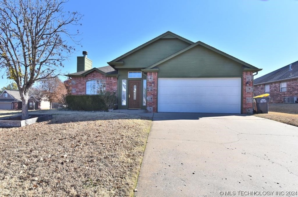 11703 S Fir Ave, Jenks, OK 74037 - photo 1