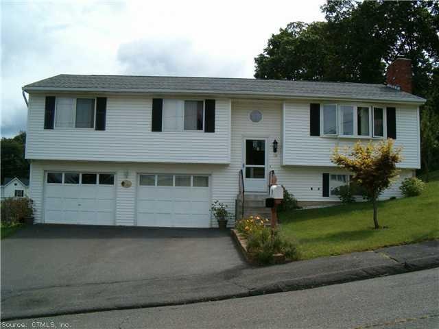 19 Dana Dr, Waterbury, CT 06706 - photo 1
