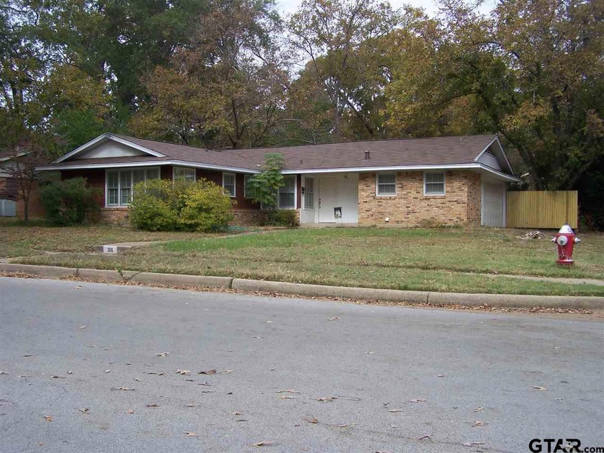 316 316 Stanford, Tyler, TX 75701 - photo 1