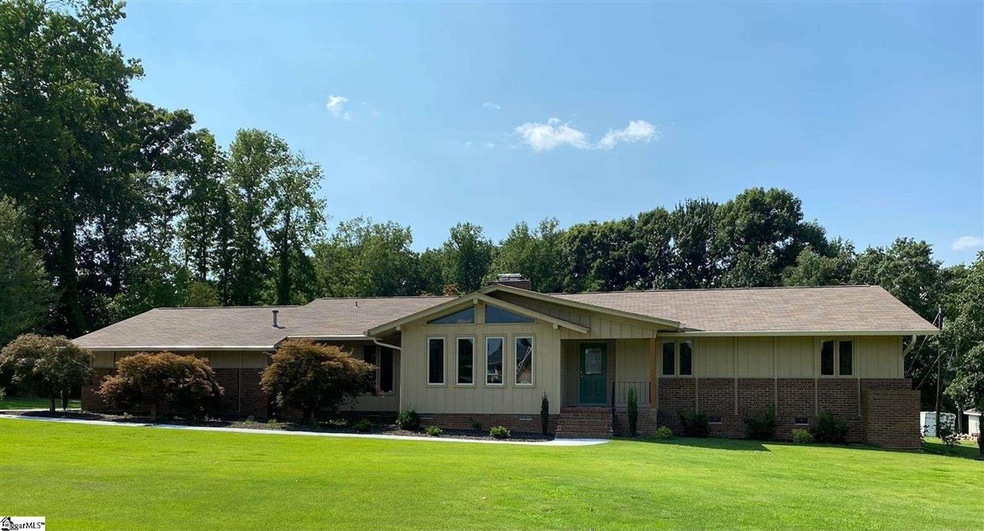 101 Redcliffe Rd, Greenville, SC 29615 - photo 1