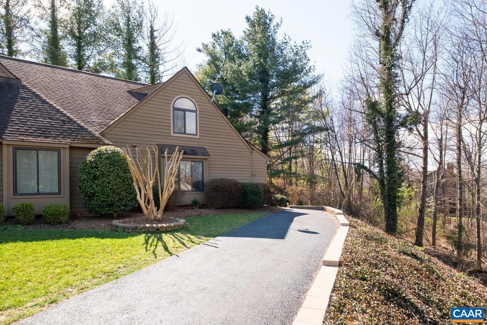 1705 Royal Oak Ct, Charlottesville, VA 22902 - photo 1