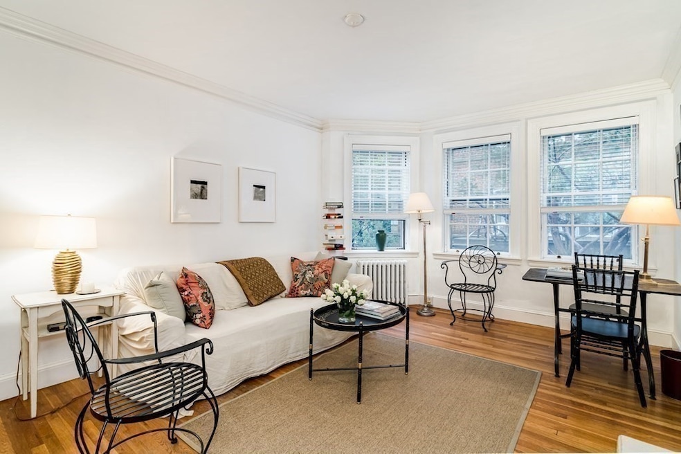 77 Martin St unit 5, Cambridge, MA 02138 - photo 1