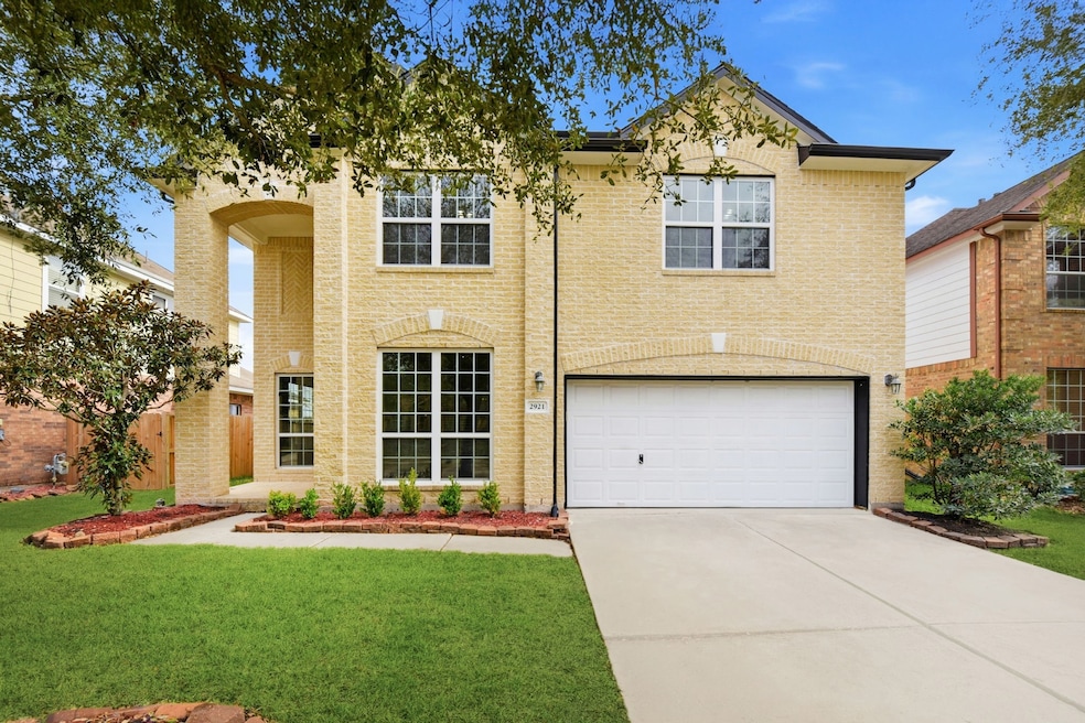 2921 Perdido Bay Ln, Pearland, TX 77584 - photo 1