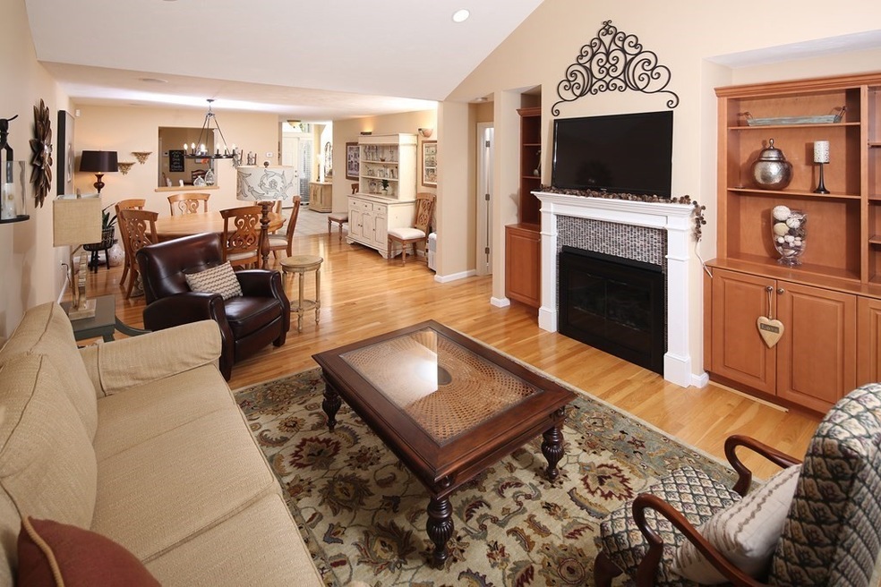 12 Margeson Row unit 12, Plymouth, MA 02360 - photo 1