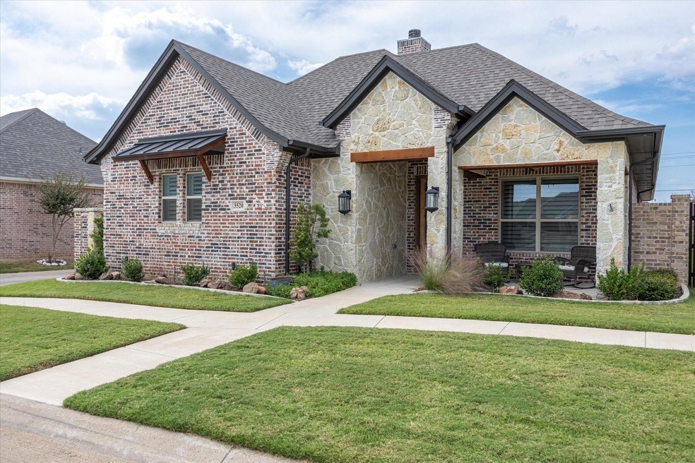 3520 Fountain Way, Granbury, TX 76049 - photo 1