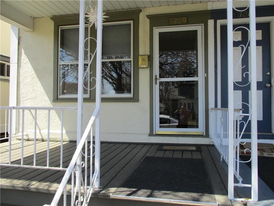 1209 Wood St, Bethlehem, PA 18018 - photo 1