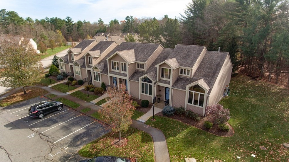 340 Centre Ave unit 7, Rockland, MA 02370 - photo 1