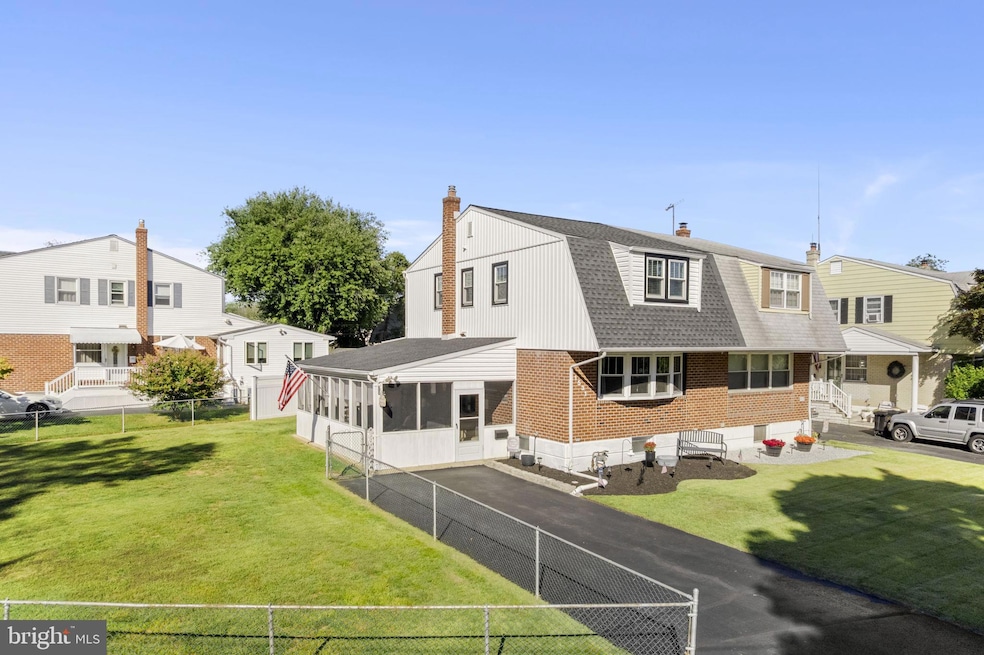 1531 Blackrock Rd, Swarthmore, PA 19081 - photo 1