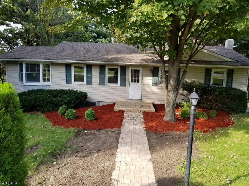 205 Overlook Dr, Sussex, NJ 07461 - photo 1