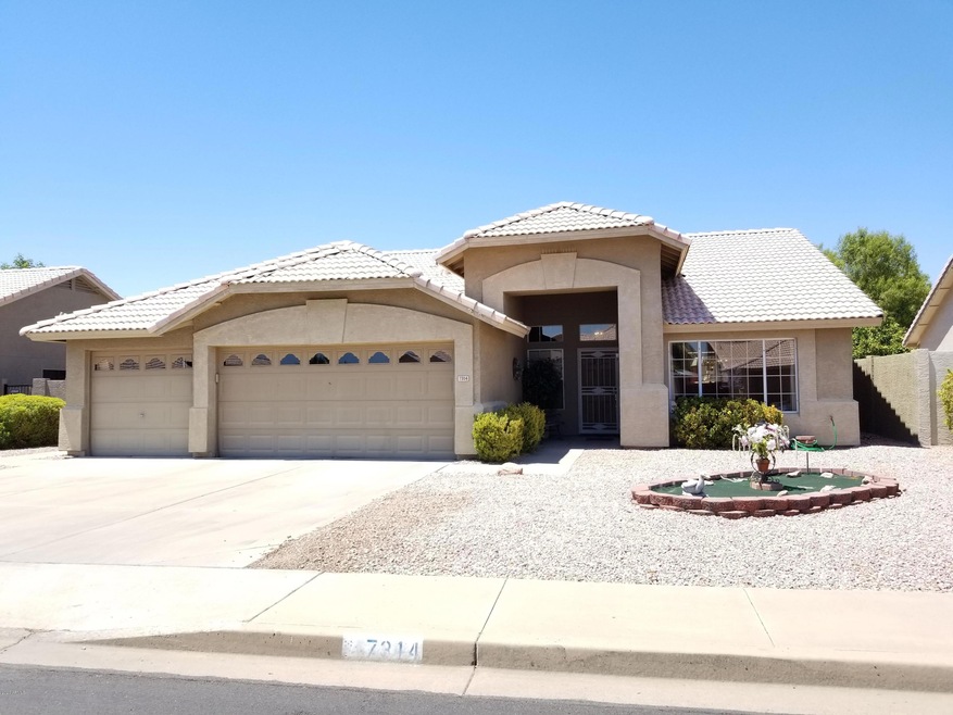 Expansive front - curb appeal.