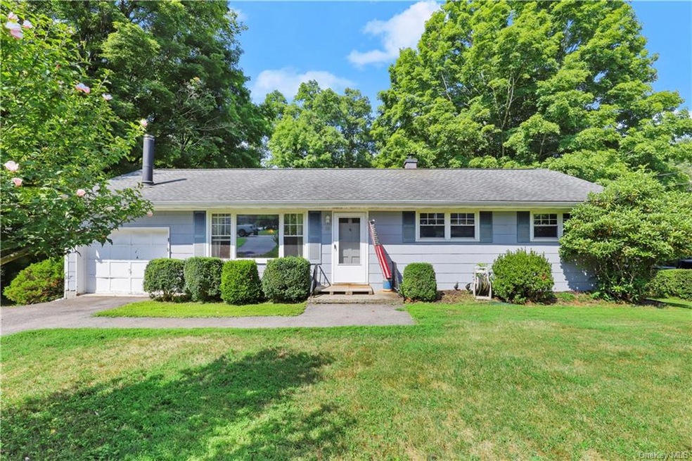 16 Lakeview Rd, Carmel, NY 10512 - photo 1