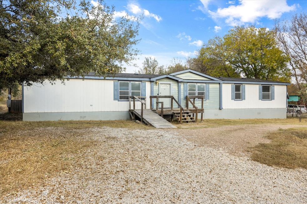 2903 Centaurus Way, Granbury, TX 76048 - photo 1