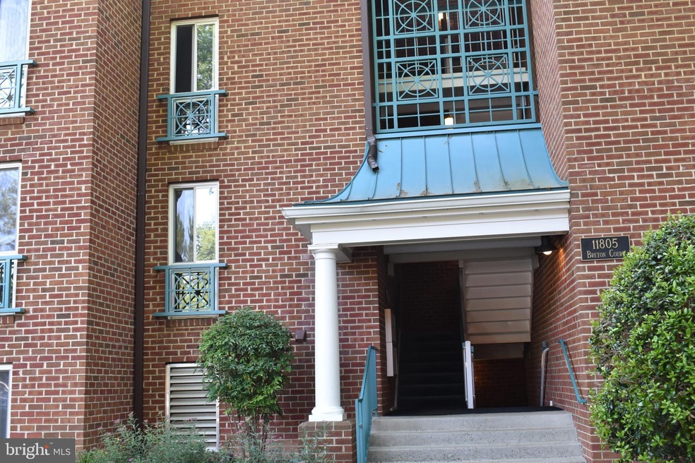 11805 Breton Ct unit 11B, Reston, VA 20191 - photo 1
