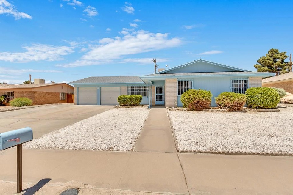 10541 Brian Mooney Ave, El Paso, TX 79935 - photo 1