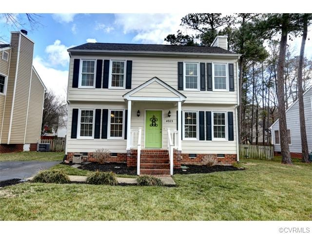 4923 Castle Point Ct, Glen Allen, VA 23060 - photo 1