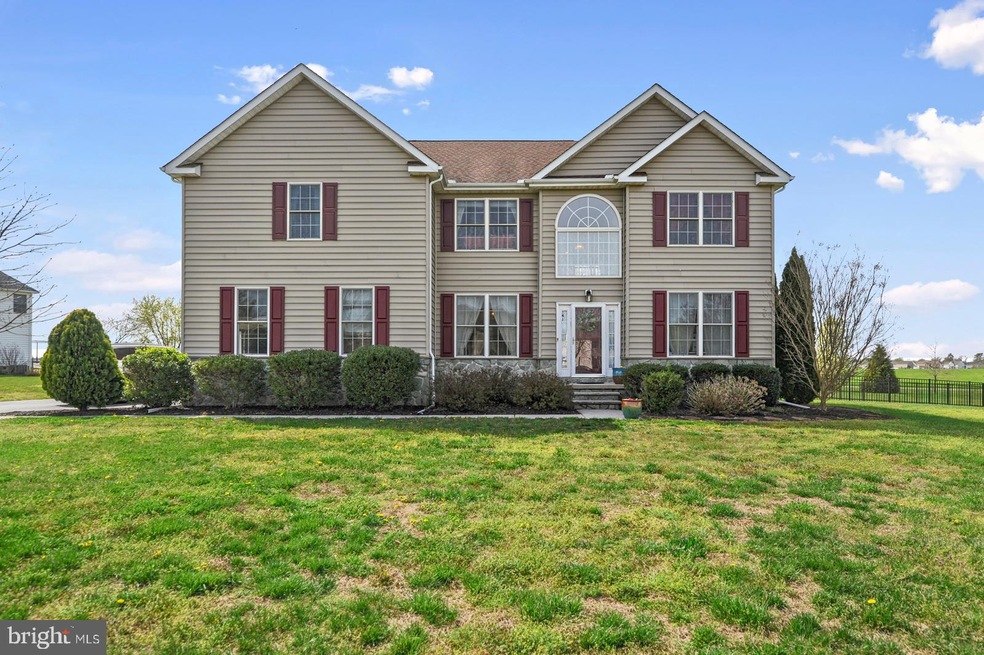 241 Country Field Dr, Camden Wyoming, DE 19934 - photo 1