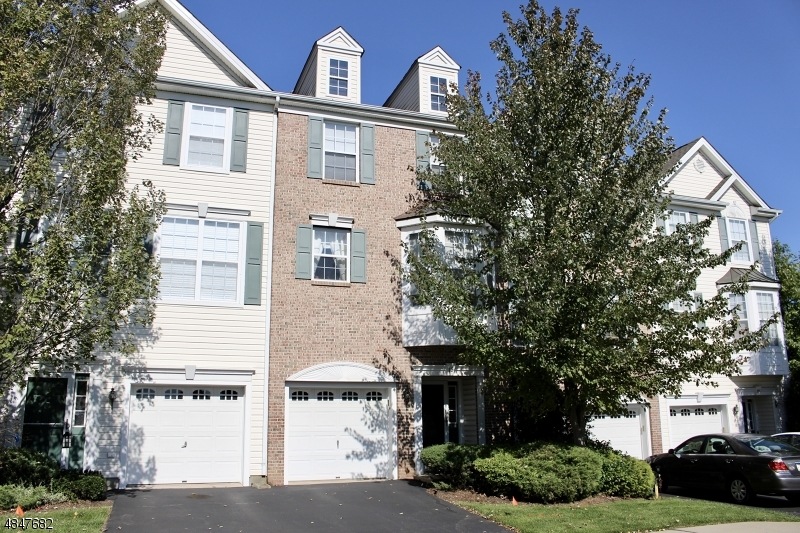 15 Hope St unit 8, Phillipsburg, NJ 08865 - photo 1