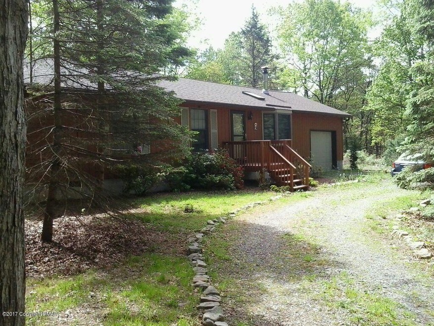 211 Cold Spring Dr, Jim Thorpe, PA 18229 - photo 1