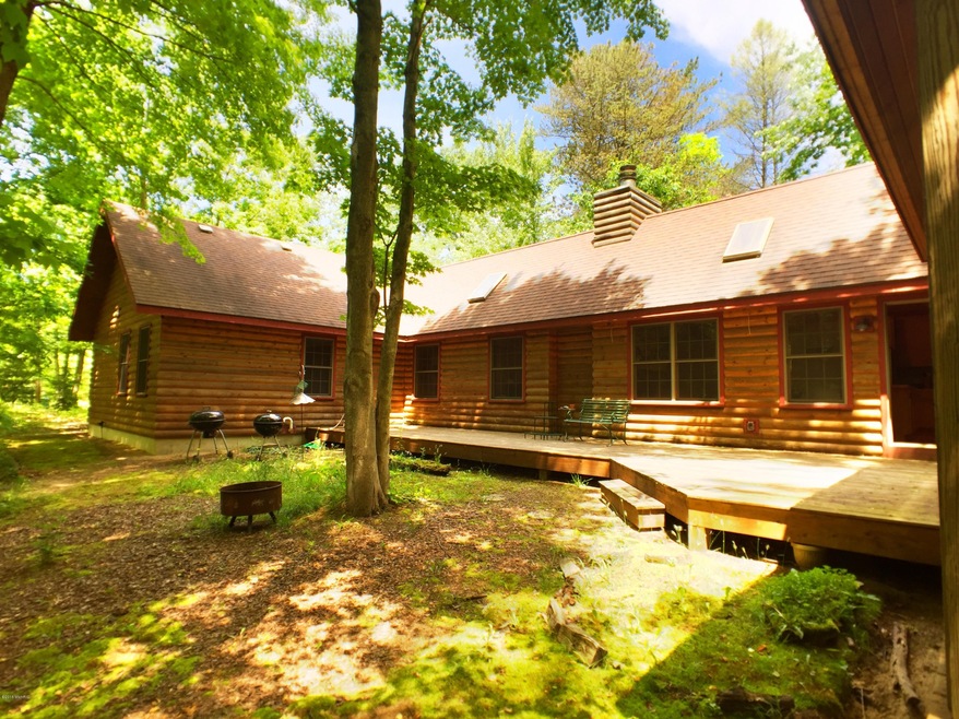 14297 Wildwood Ln, Three Oaks, MI 49128 - photo 1